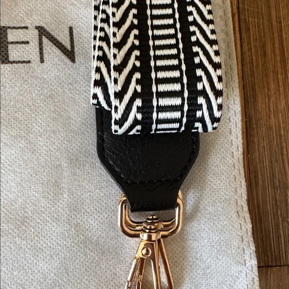 😎Set of two Bostanten adjustable replacement straps for a crossbody purse. - Picture 4 of 6